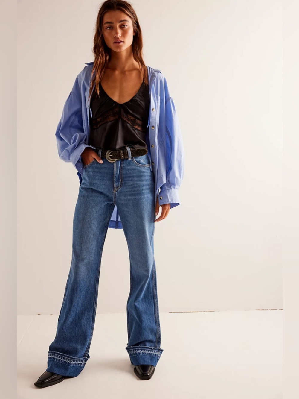 We The Free - Fosse Flare Jeans - Size 31 RUNS SMALL See Measurements